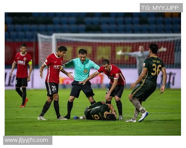 国安迎战成都兴城人居全力争胜展现球队实力与斗志 国安迎战成都兴城人居全力争胜展现球队实力与斗志